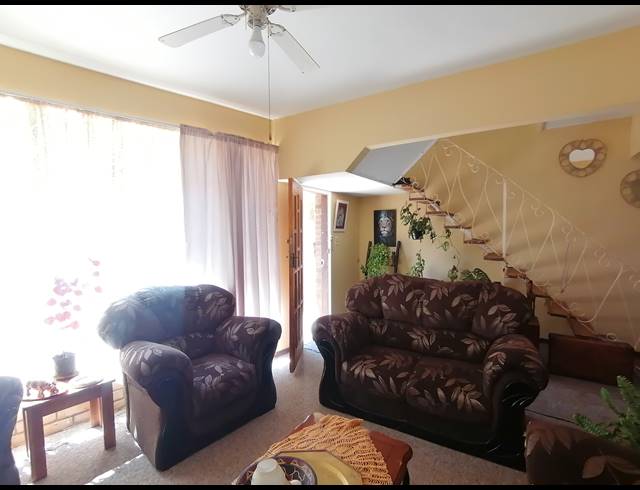 2 BEDROOM APARTMENT FOR SALE IN WILKOPPIES